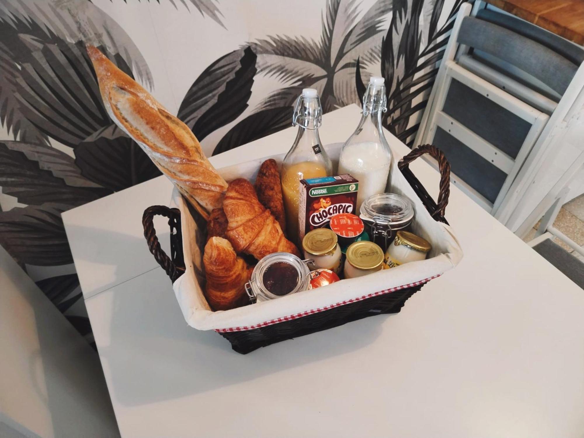 Narbonne Studio Lamarobile Avec Jardin Et Terrasse Proche Des Grands Buffets, Du Centre Ville Et De La Gare ภายนอก รูปภาพ